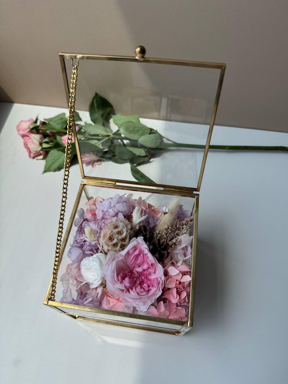 Preserved flower ornament box