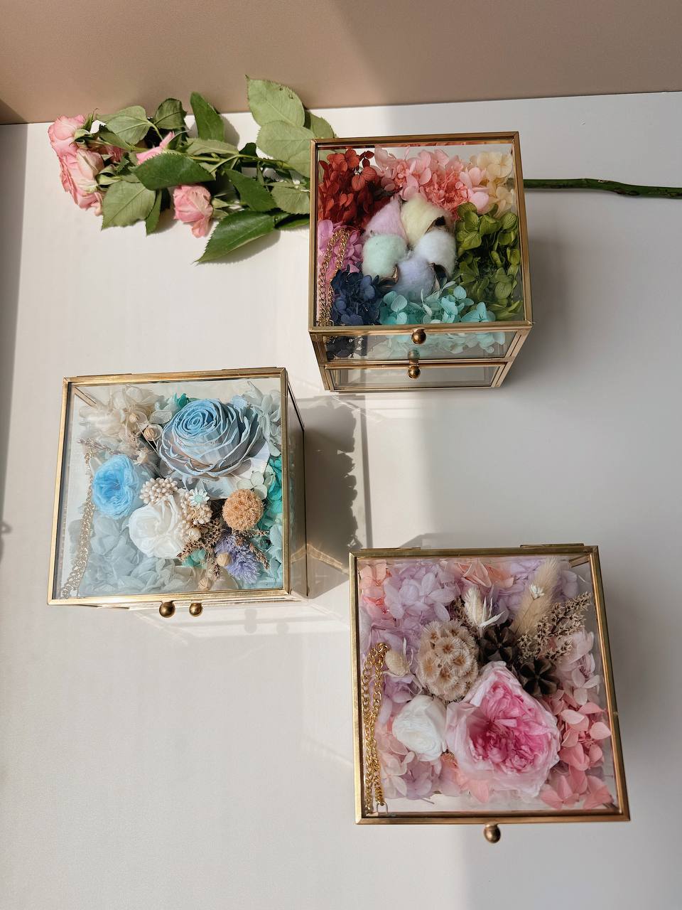 Preserved flower ornament box
