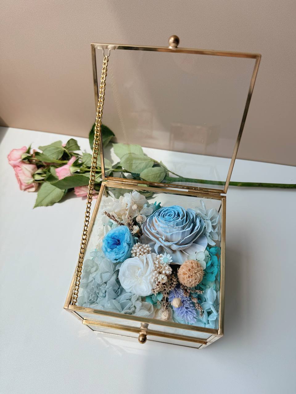 Preserved flower ornament box